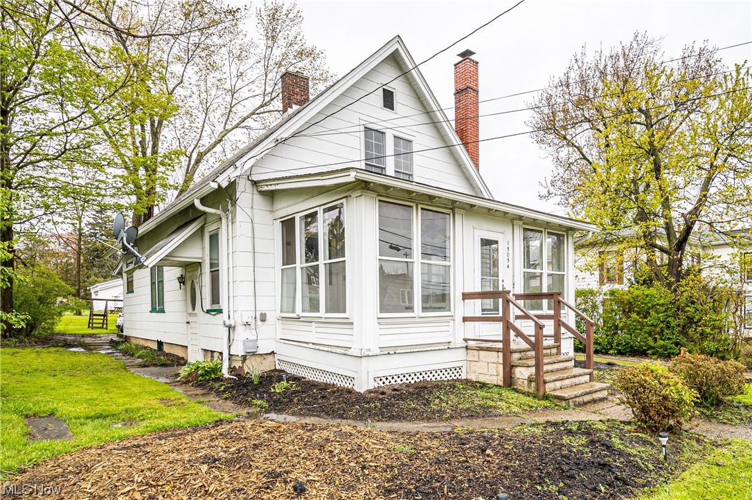 Village/Middlefield - Residential