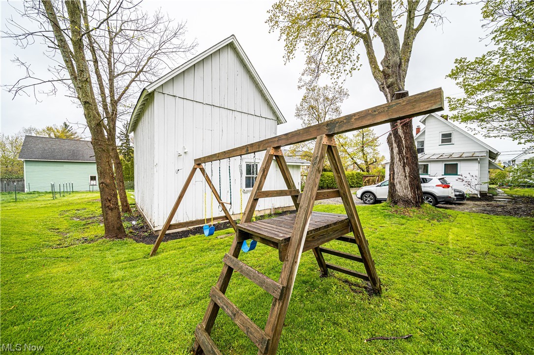 Village/Middlefield - Residential