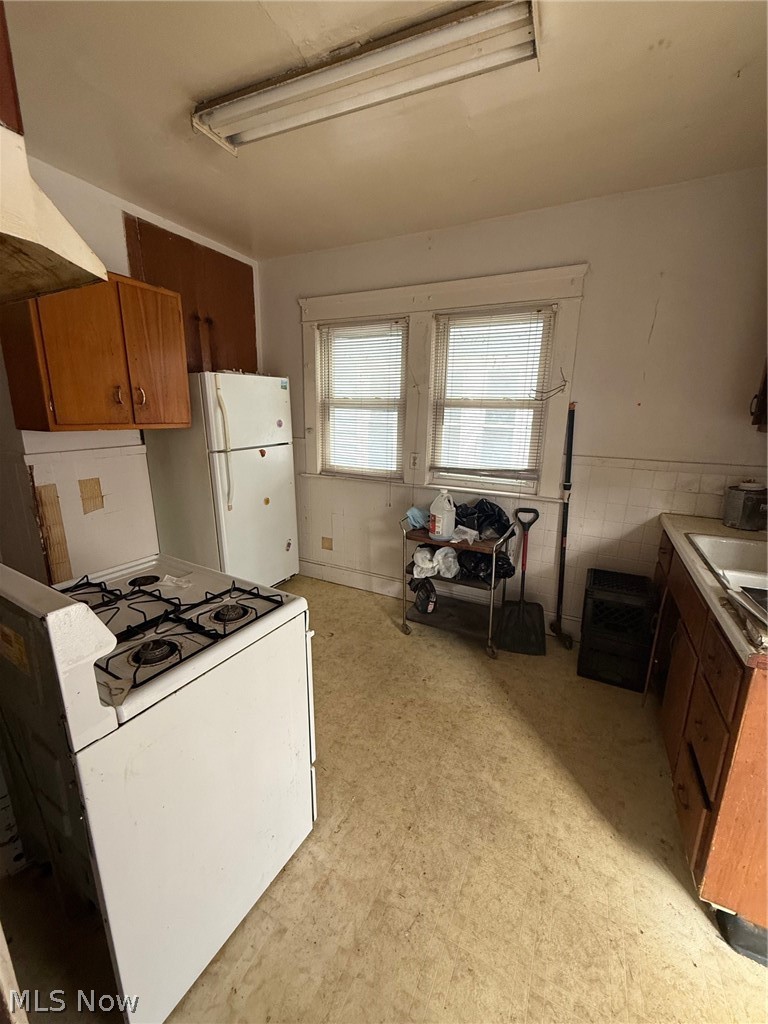 Burrows & Putts - Residential