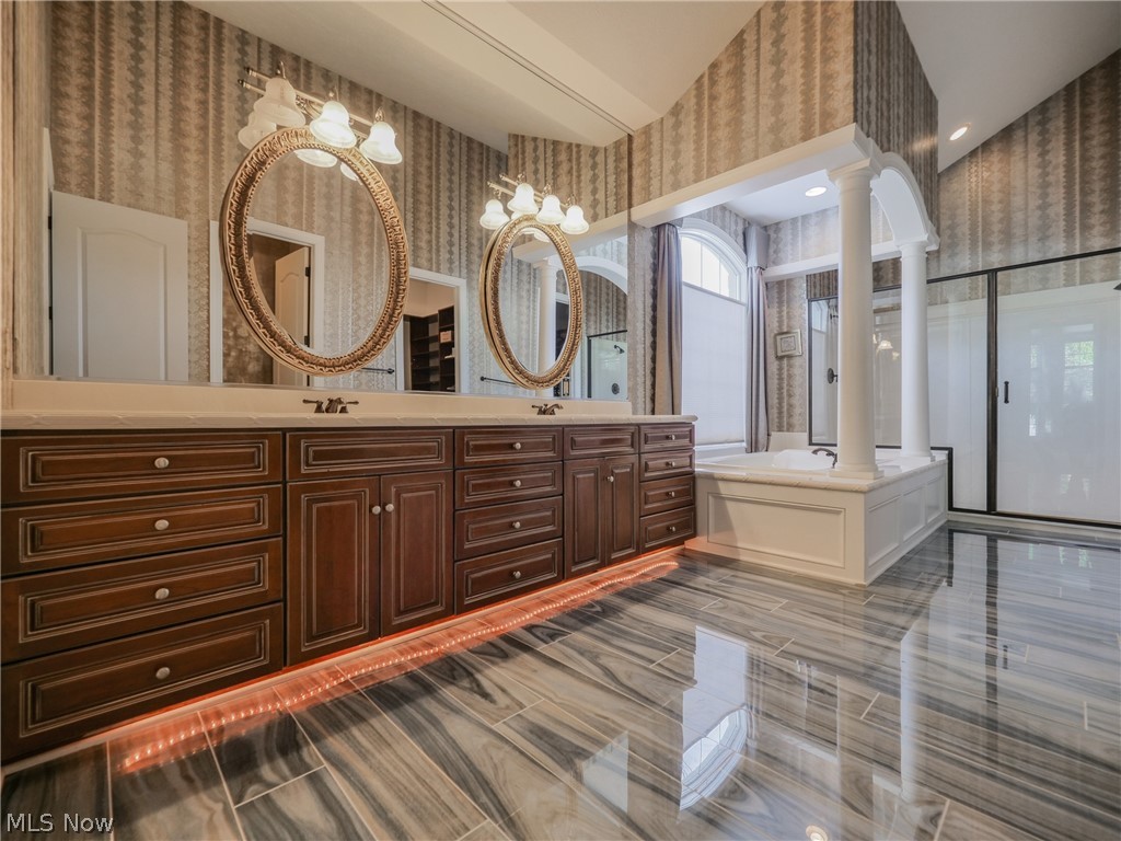 Signature of Solon - Residential