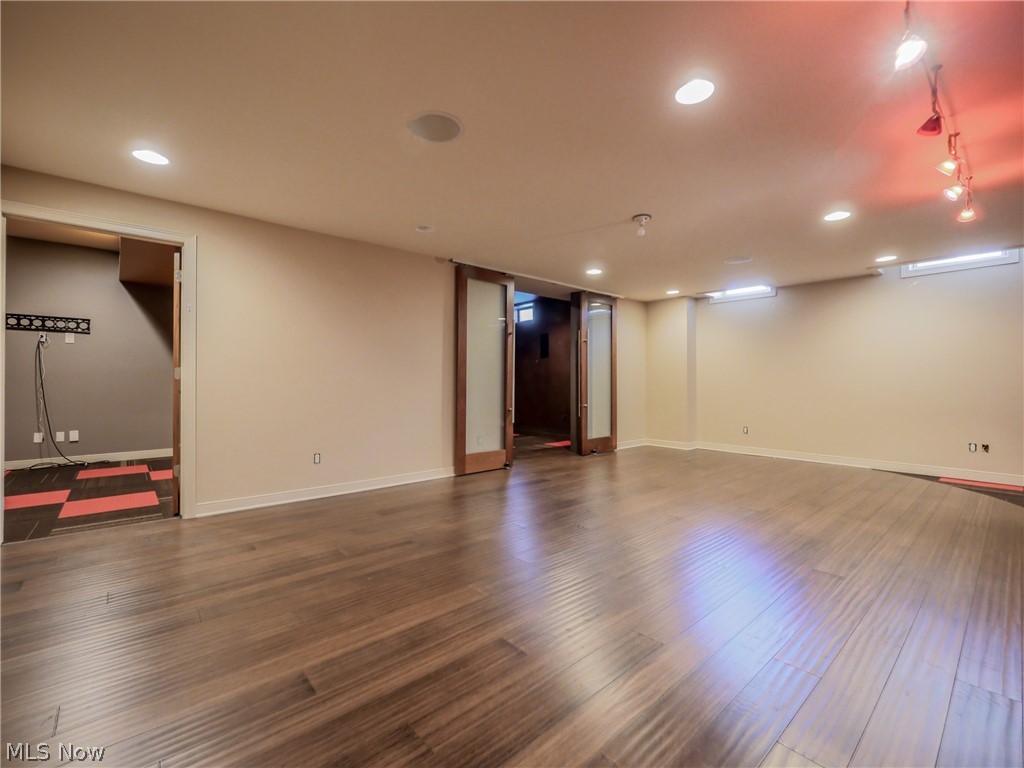 Signature of Solon - Residential