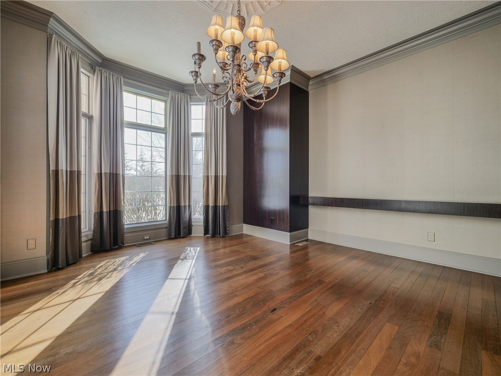 Signature of Solon - Residential