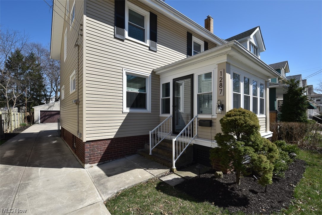 M Louise Atwells - Residential