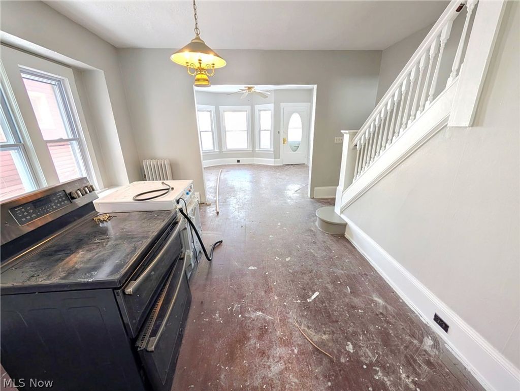 Photo of 4001 Archwood Avenue, Cleveland, OH 44109 (MLS # 5188551)