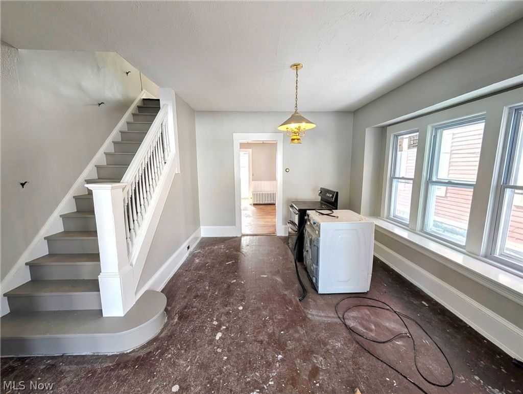 Photo of 4001 Archwood Avenue, Cleveland, OH 44109 (MLS # 5188551)