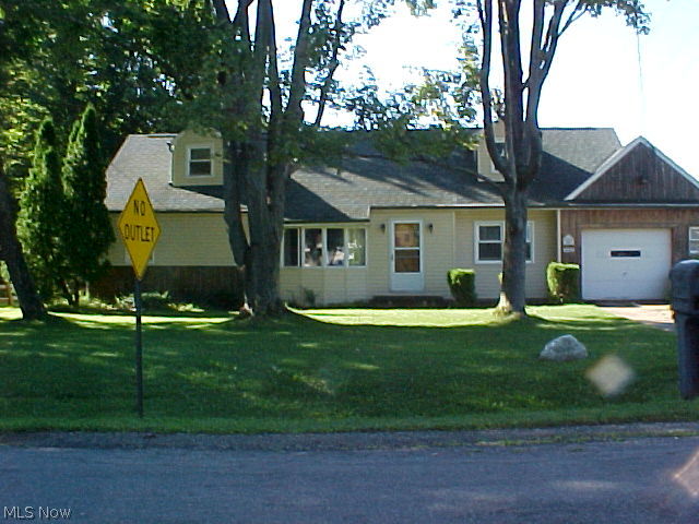 Fantastic huge cape cod sitting on half acre lot. Large rooms. Tons of storage. Master has sitting room with chandelier. furnace, vinyl siding, and roof are seven years old. Windows in house replaced seven years ago. sliding door also replaced seven years ago. close to school, shopping. SELLER SAYS!!!!!!!! BRING YOUR OFFERS!