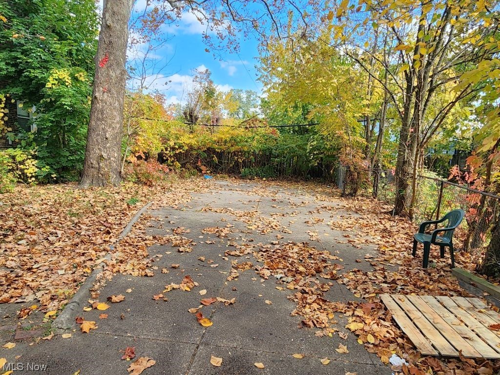 Cowles Brooks & Smyths - Residential Lease