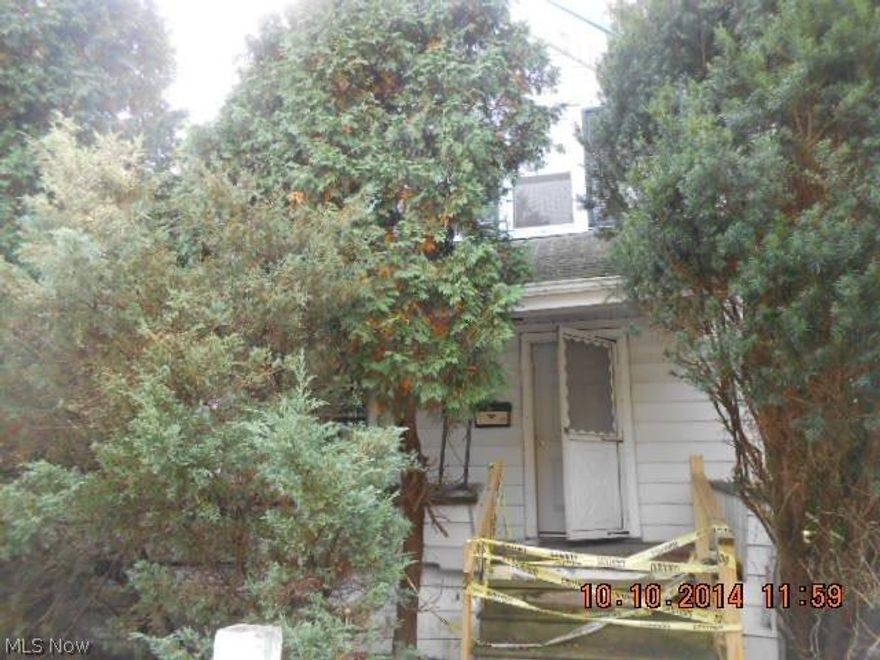 Nice 3 bedroom, 1 bath colonial on quiet street with good layout, nice yard, parklike setting and full basement.  This is a Fannie Mae Homepath property.Call listing agent for details.  Selling as is where is. 1000.00 min EMD. Buyer responsible for any inspections and repairs needed.