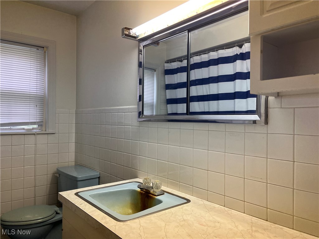 Wilson S W - Commercial Sale