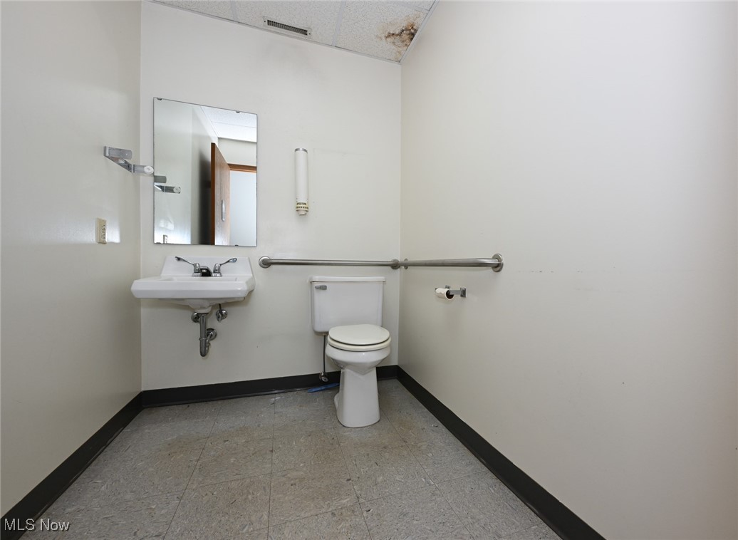 Wilson S W - Commercial Sale