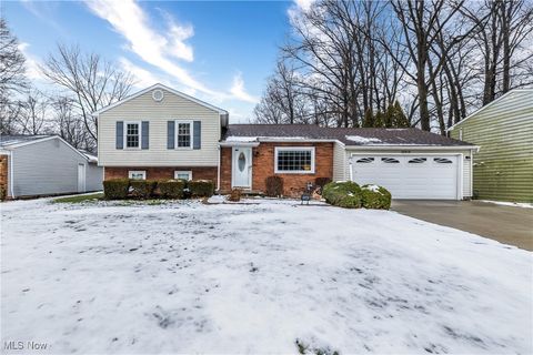 26948 Southwood Lane, Olmsted Twp, OH 44138 - #: 5182748
