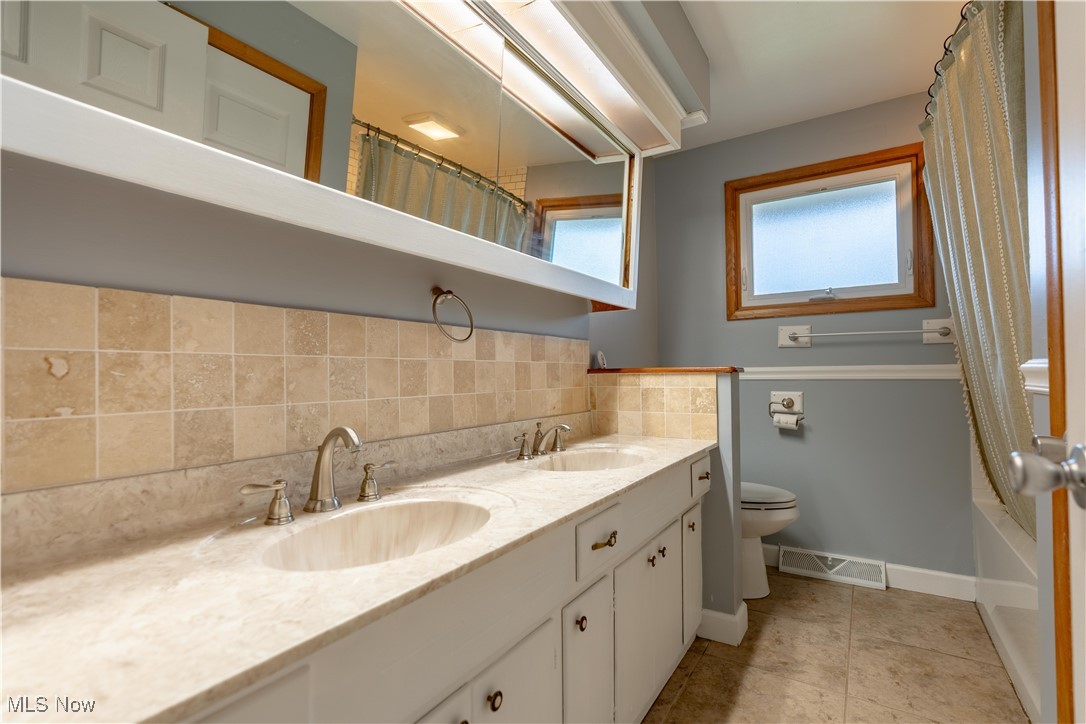 4288 Meadowview Drive, Canton, Ohio image 15