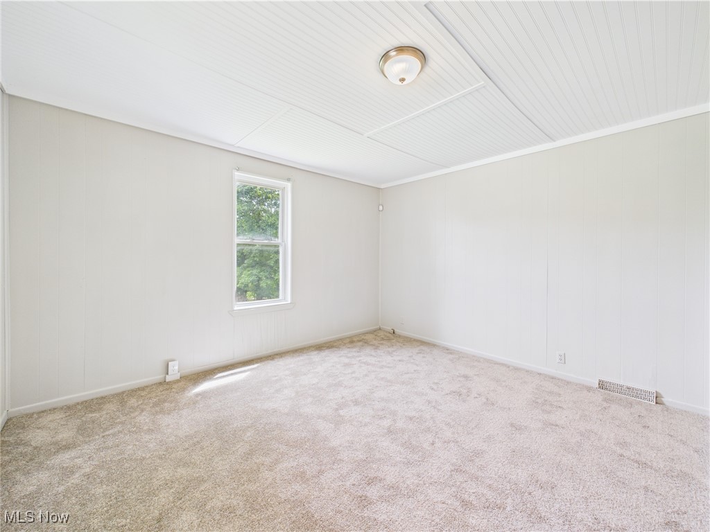 448 E Voris Street, Akron, Ohio image 8