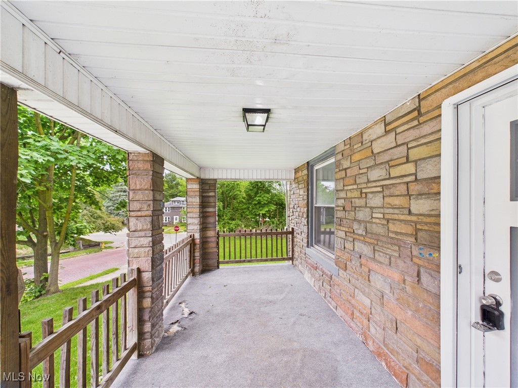 448 E Voris Street, Akron, Ohio image 3