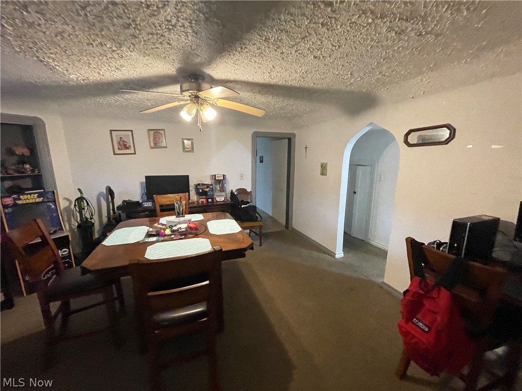 Middleburg Sec 24 - Residential Income