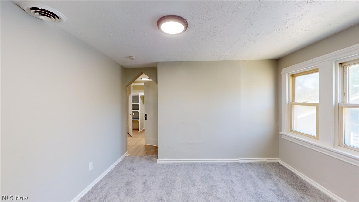 Middleburg Sec 24 - Residential Income