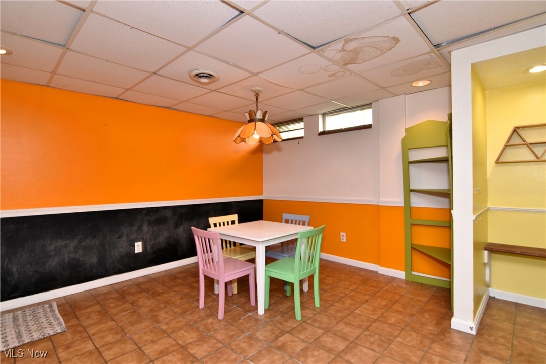 17601 Naomi Avenue, Cleveland, Ohio image 28