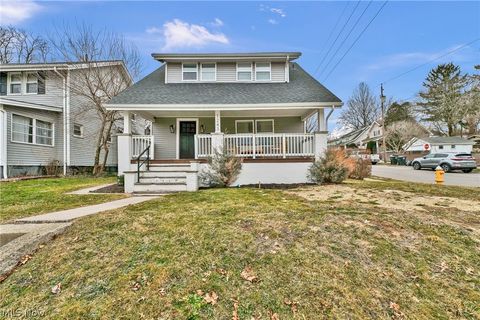 Photo of 1243 Gorge Boulevard, Akron, OH 44310 (MLS # 5189941)