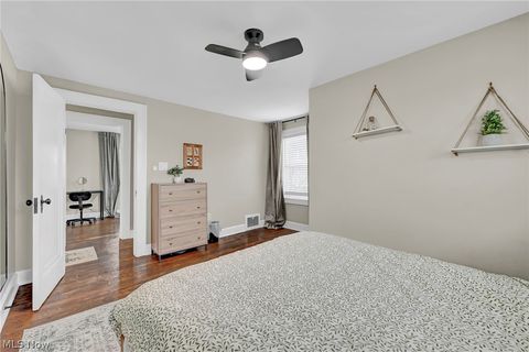 Tiny photo for 1243 Gorge Boulevard, Akron, OH 44310 (MLS # 5189941)
