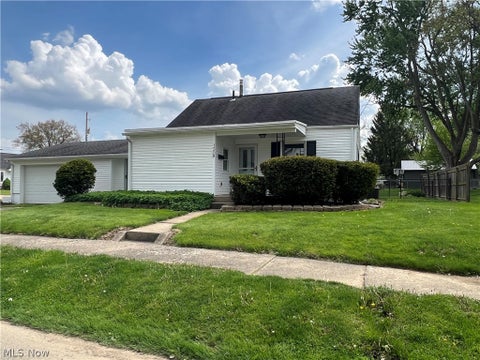 Homes For Sale - 1509 Overlook Avenue<br/> Massillon, OH 44647