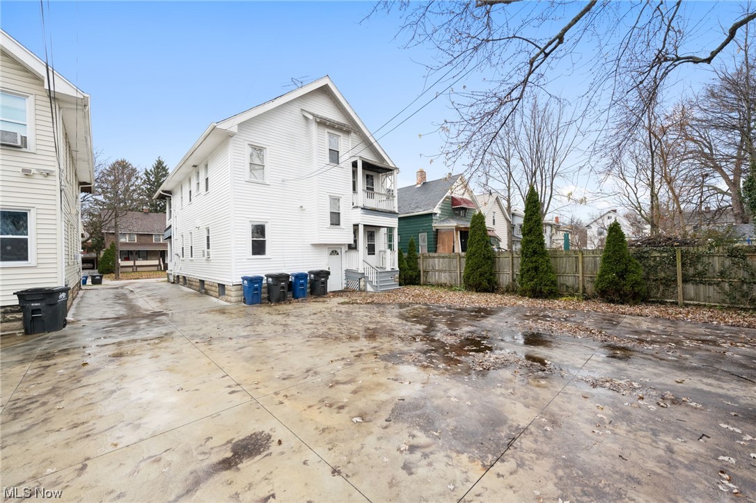 High Brg Park 04/Matthews & - Residential Income