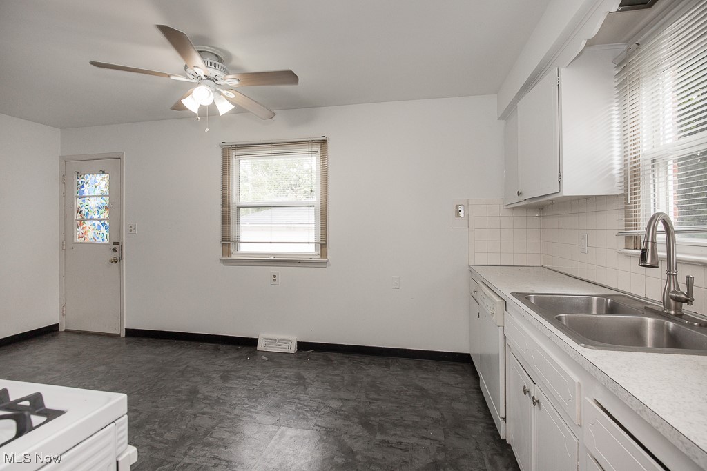 Golden Gate Estates Resub 02 - Residential Lease