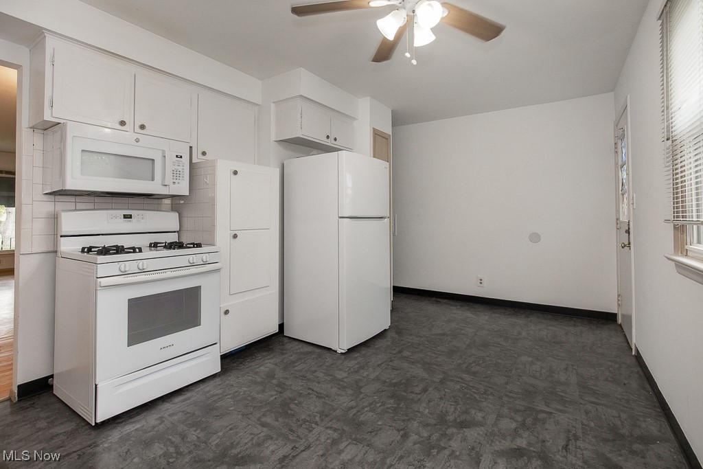 Golden Gate Estates Resub 02 - Residential Lease