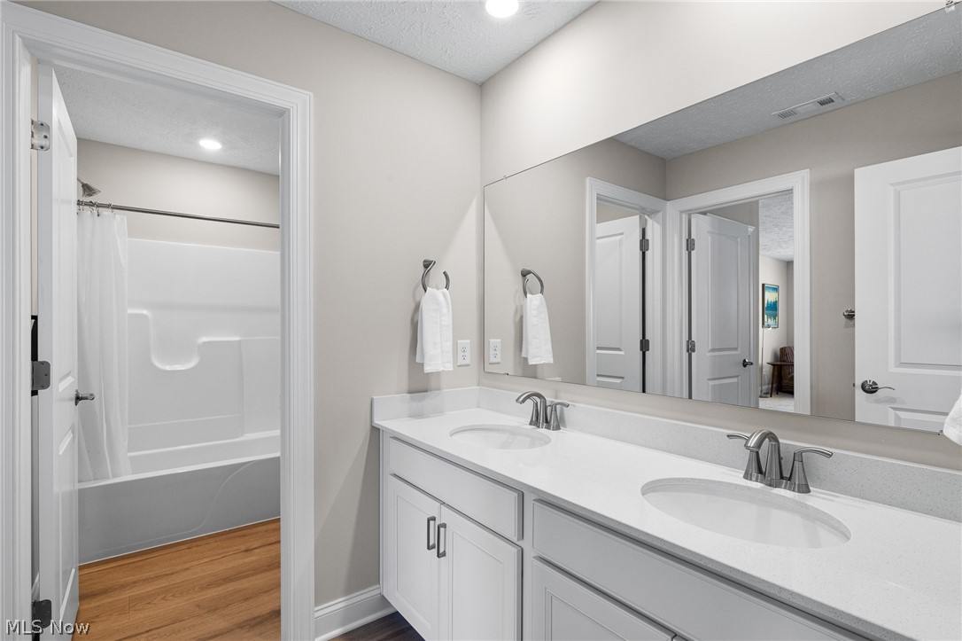 Lakes of Orange - Residential