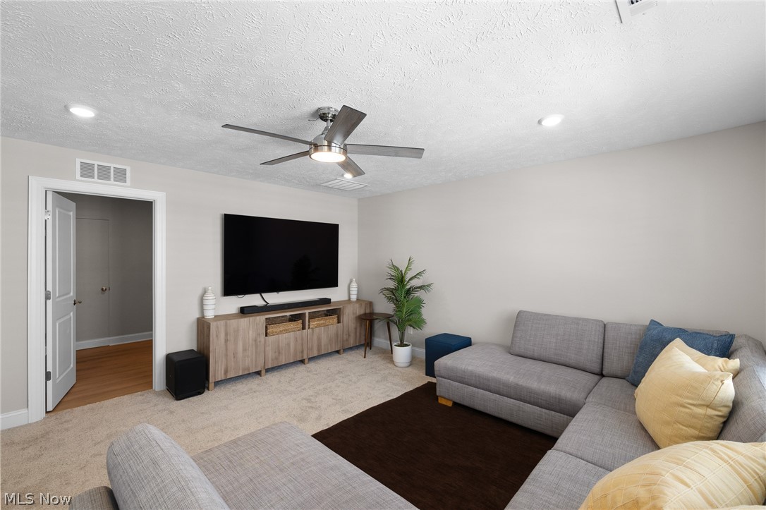 Lakes of Orange - Residential