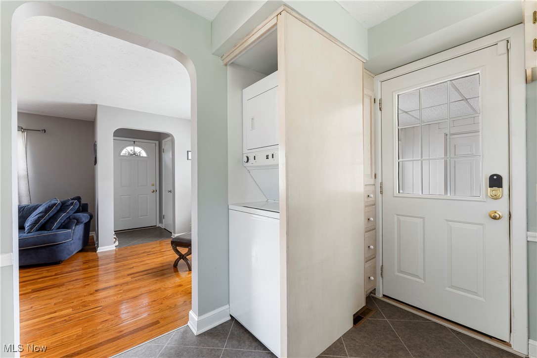 132 Maplecrest Street, North Canton, Ohio image 12