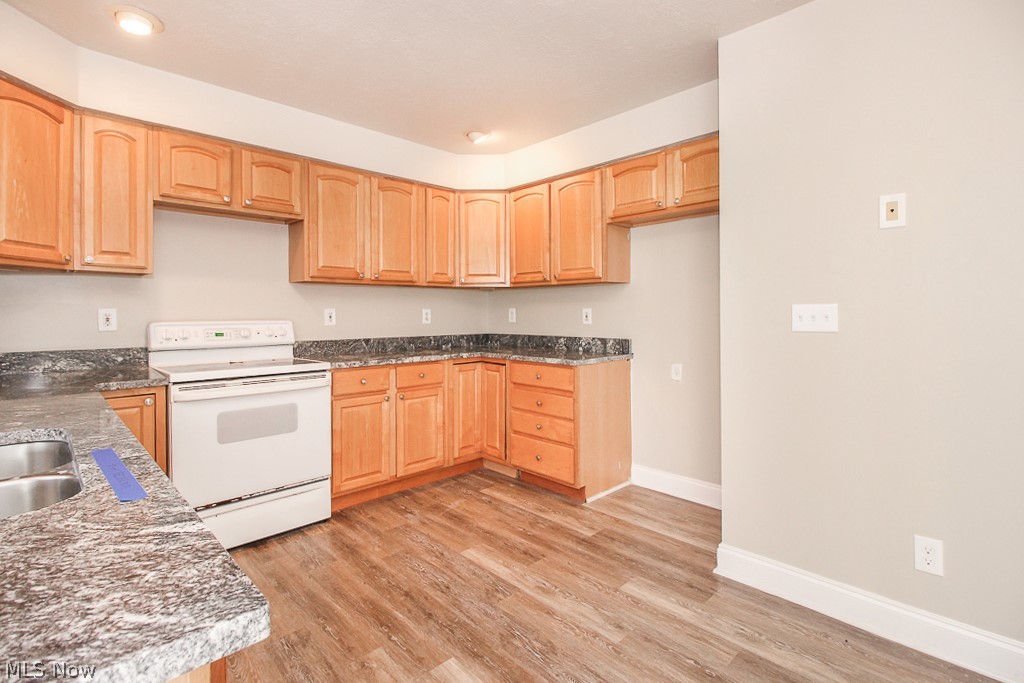 Benton Homes - Residential Lease