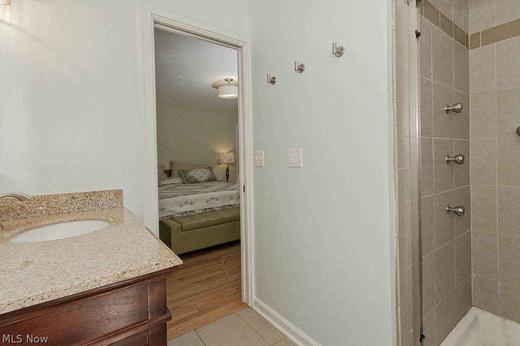 Gates Mills Blvd Estates 02 - Residential