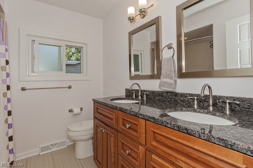 Gates Mills Blvd Estates 02 - Residential