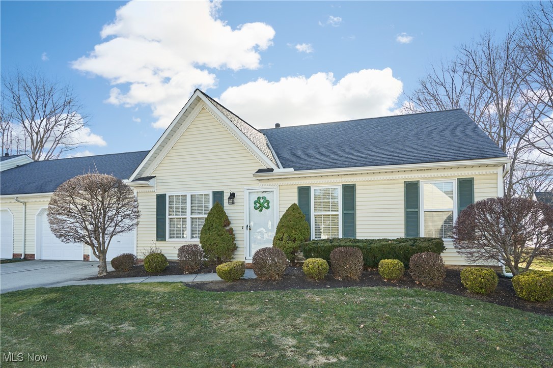 352 Chesapeake Cove, Painesville, Ohio image 1