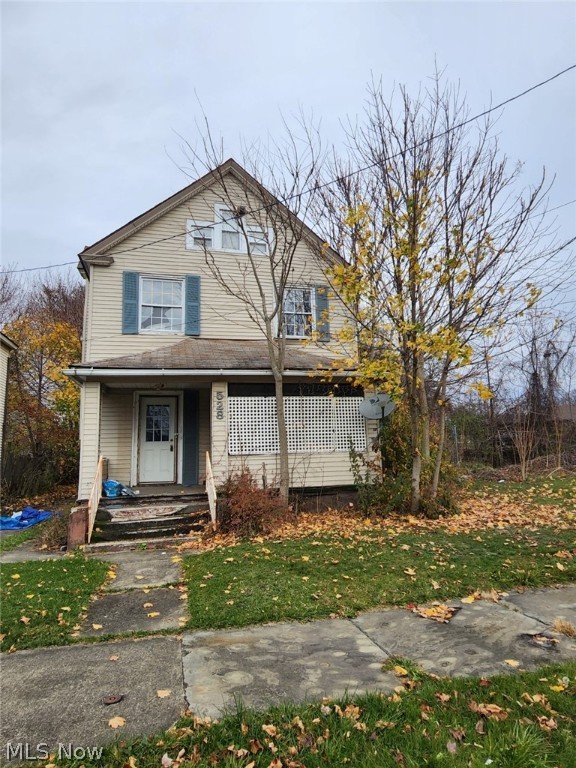 Attention all investors. Handy man special. Spacious 3 bedroom 1 bath 2 story in the heart of the Northside in Youngstown . Great investment property near the University and hospital. Property sold in as is condition.