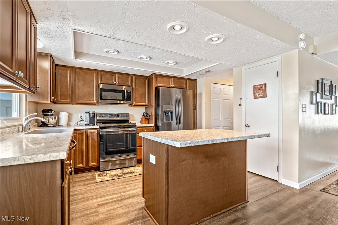 Country Club Twnhs North Condo - Residential