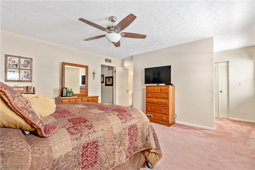 Country Club Twnhs North Condo - Residential