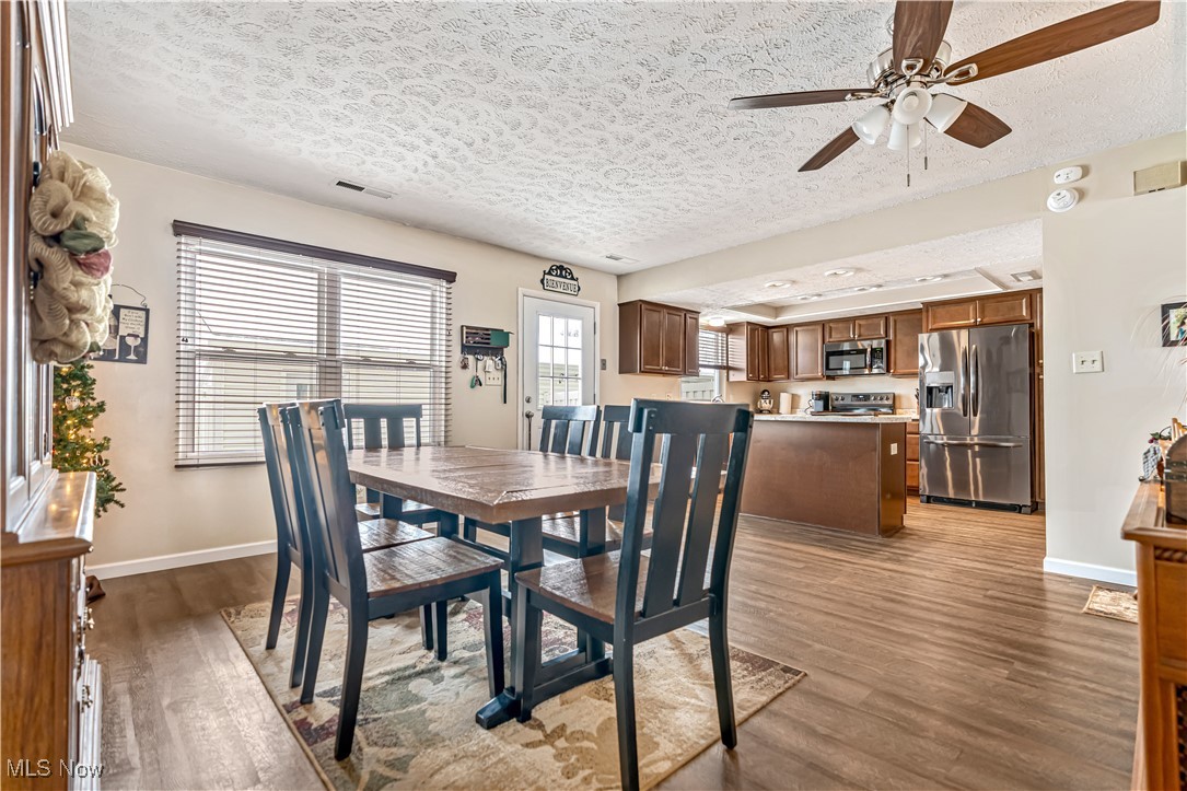 Country Club Twnhs North Condo - Residential