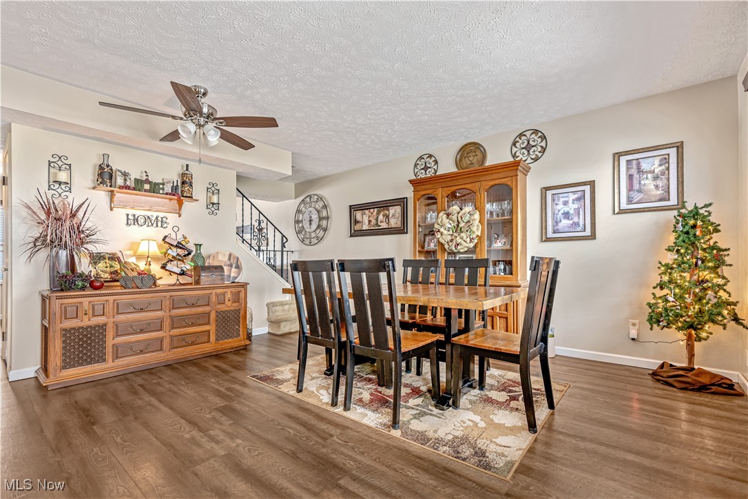 Country Club Twnhs North Condo - Residential