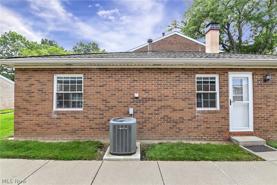 3807 Circlewood Court C-109