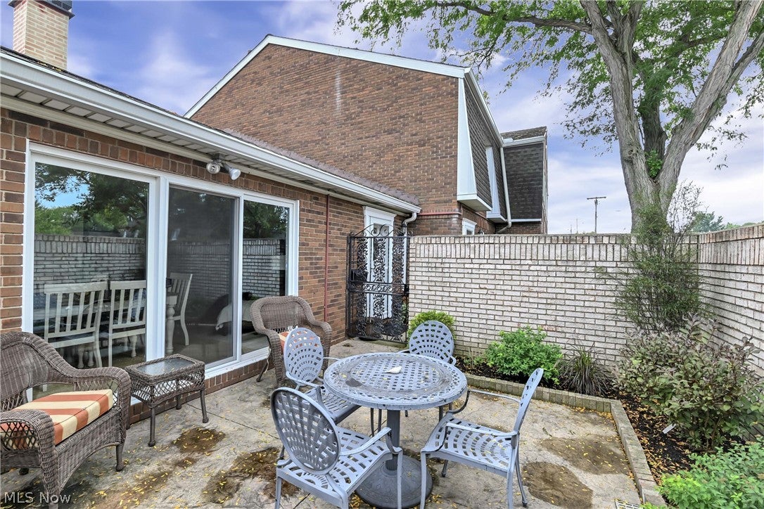 3807 Circlewood Court C-109
