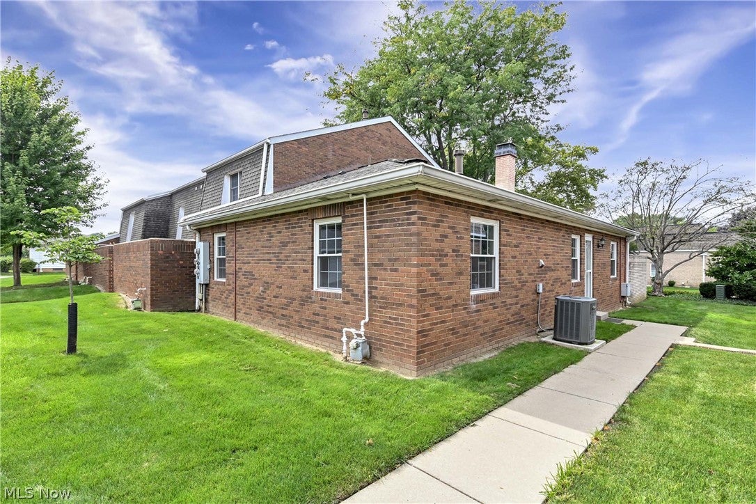 3807 Circlewood Court C-109