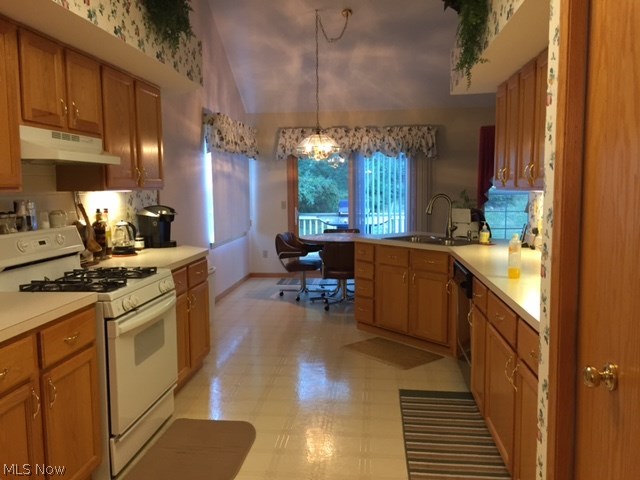 Jamesway Condo - Residential