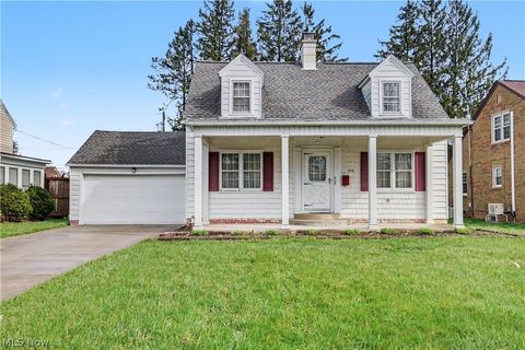 Homes For Sale - 554 W Cook Road<br/> Richland County, Mansfield, OH 44907