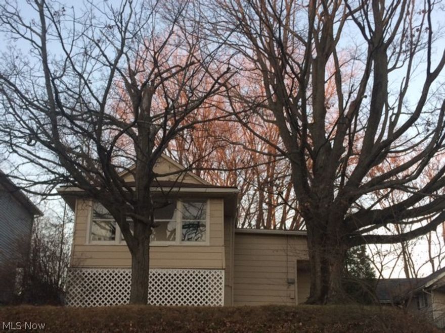 Super charming little home!  Perfect for a first time buyer, downsizing or investor.  Spacious eat-in kitchen with newer floors, brand new countertops and sink.  Huge bathroom with a beautiful claw foot tub, newer floors, built in shelving, clothes hanging area and closet.  Nice sized living room with lots of light from the sun porch.  The living room and bedroom have brand new carpet.  Out to the sunroom, surrounded by windows with a wonderful view.  New paneling and new paint throughout.  Full basement has tons of storage containers that stay, washer/dryer hook up and updated electric.  There is a very nice large back yard and storage shed as well.  Roof approximately 5 years old.  If you are in need of first floor living, there is an opportunity to add first floor laundry in the bathroom.  Exterior recently painted.   **Home next door at 143 Fernwood will be coming up for sale shortly as well.  Great opportunity to purchase two homes!