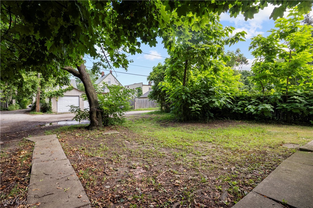 Burton Marvin & Nortons - Residential Income