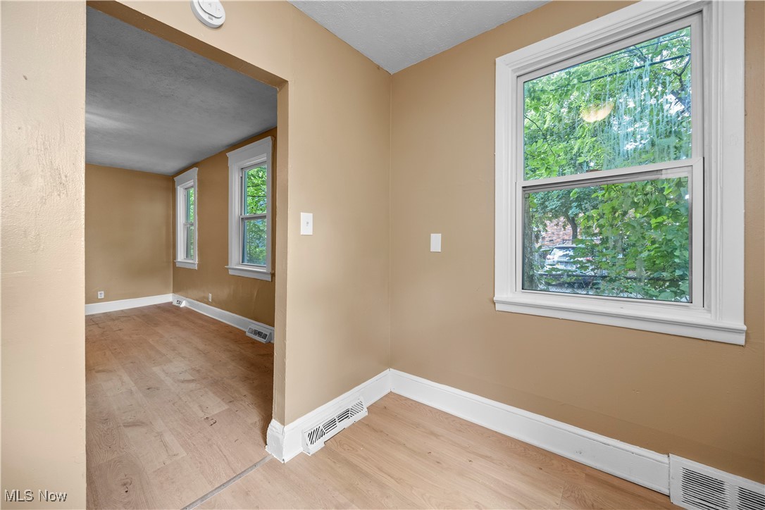 Burton Marvin & Nortons - Residential Income
