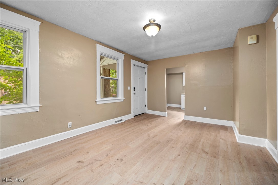 Burton Marvin & Nortons - Residential Income