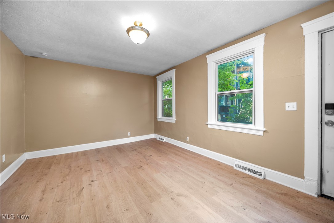 Burton Marvin & Nortons - Residential Income