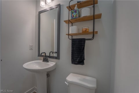 Tiny photo for 496 Auld Farm Circle, Akron, OH 44320 (MLS # 5255625)
